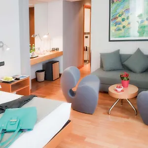 Western Ars Hotel